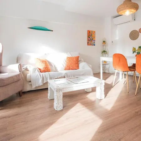 Casa Paseo Del Tajo Parking Incluido - Living Apartamento *