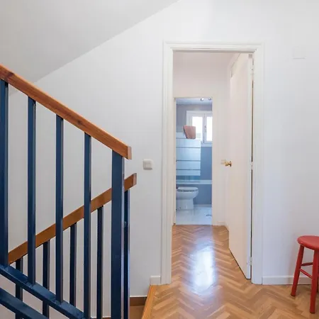 Casa Paseo Del Tajo Parking Incluido - Living *