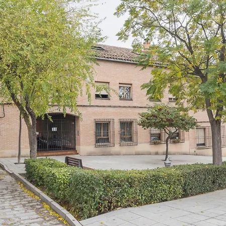 Casa Paseo Del Tajo Parking Incluido - Living *