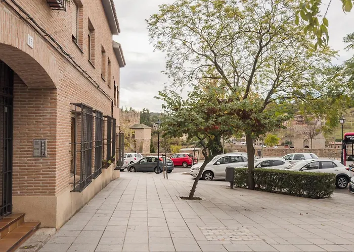 Casa Paseo Del Tajo Parking Incluido - Living * Toledo